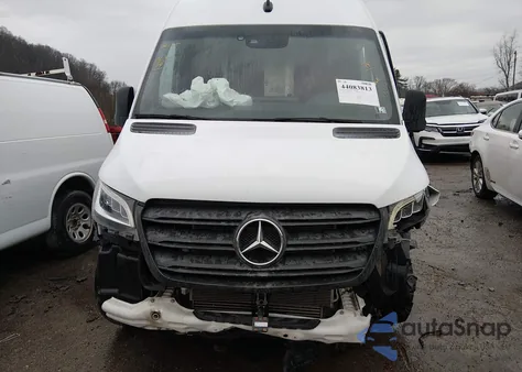 2019 Mercedes-Benz Sprinter 2500 High Roof V6 from USA, damaged, VIN WD3PF1CD6KP080801
